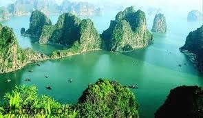 خليج هالونج أعجوبة فيتنام الطبيعية -صحيفة هتون الدولية
